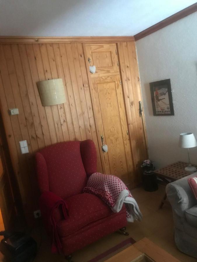 Acogedor Apartamento En Астун Екстер'єр фото